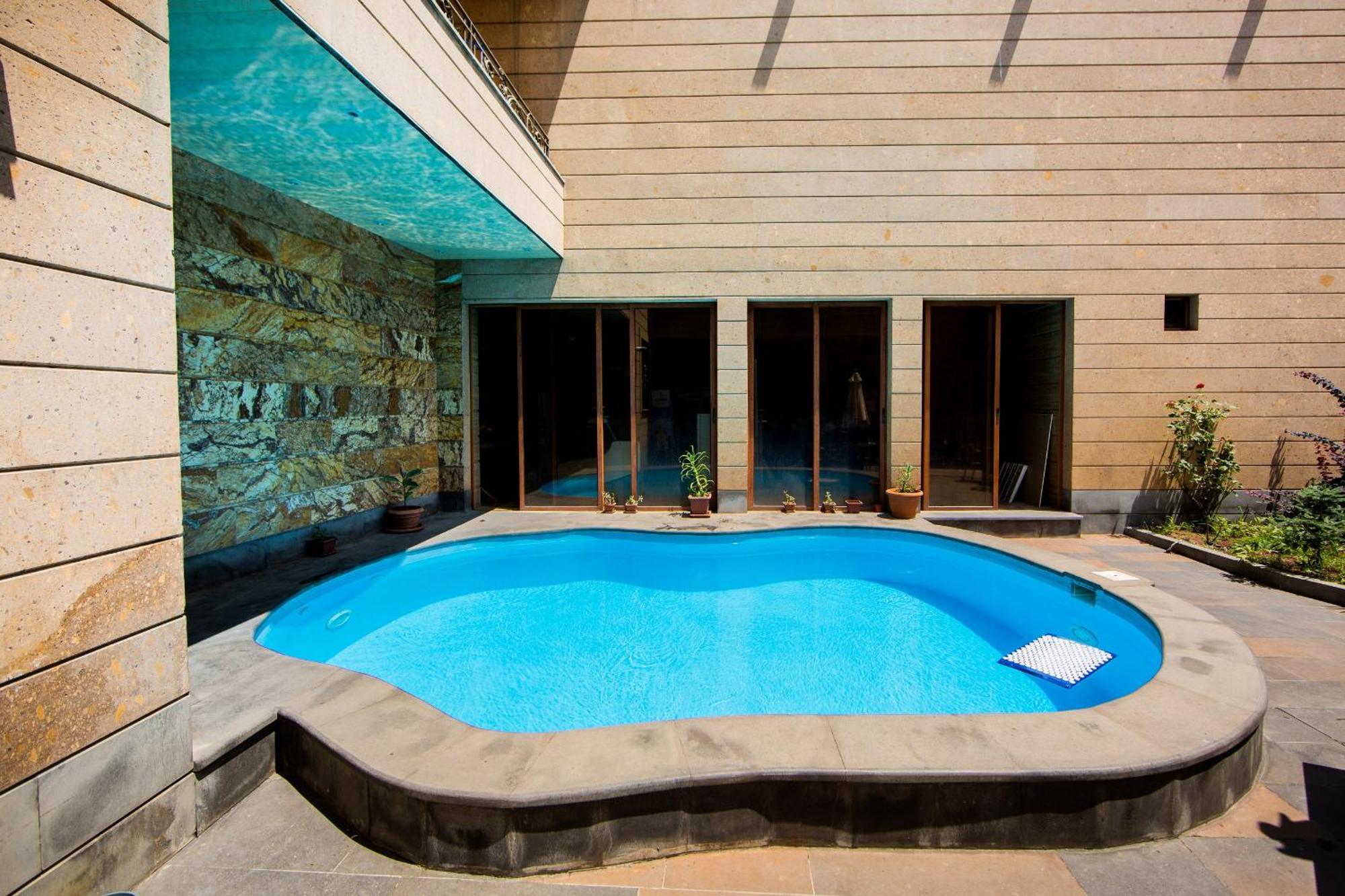 Centre Hotel-Hostel Yerevan Exterior photo