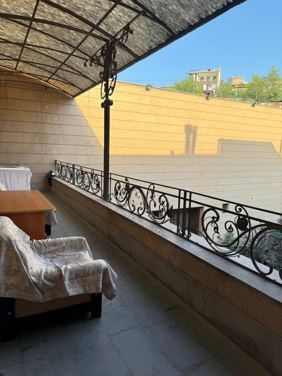 Centre Hotel-Hostel Yerevan Exterior photo
