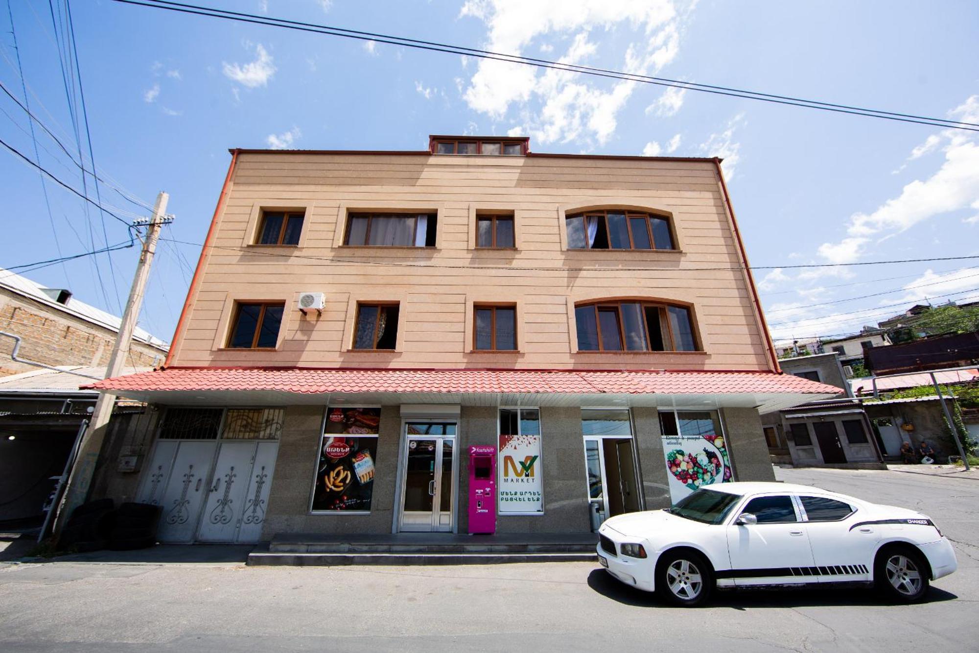 Centre Hotel-Hostel Yerevan Exterior photo