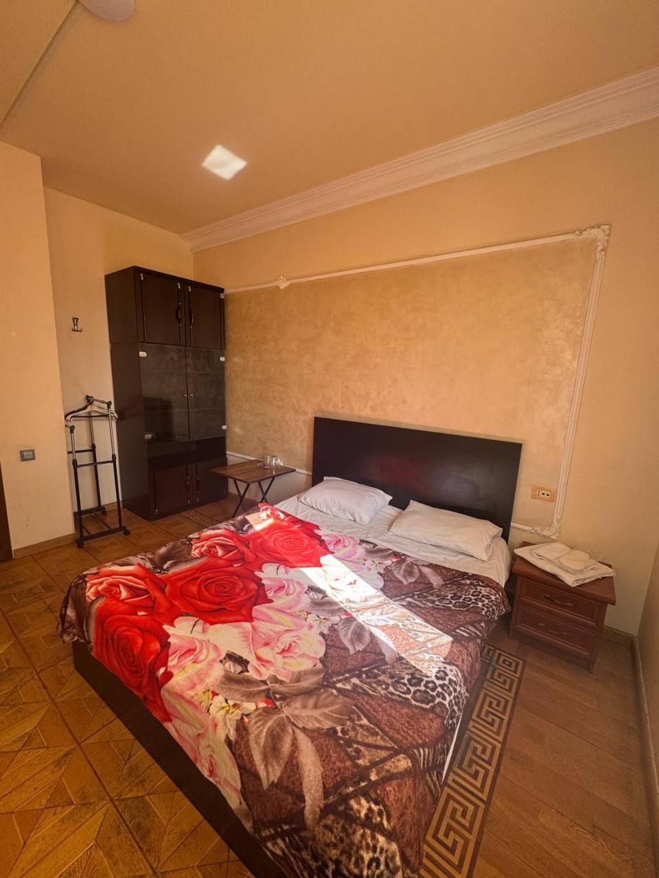 Centre Hotel-Hostel Yerevan Exterior photo
