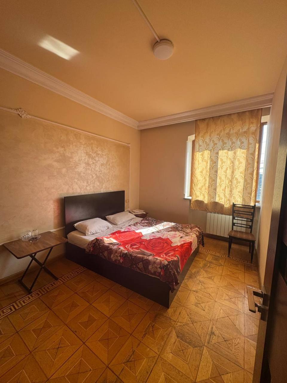 Centre Hotel-Hostel Yerevan Exterior photo